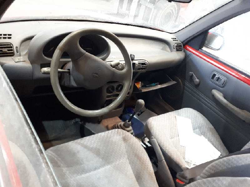 nissan micra (k11) del año 1994