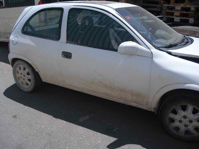 opel corsa b del año 1995