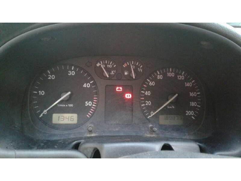 volkswagen polo berlina (6n1) del año 1998