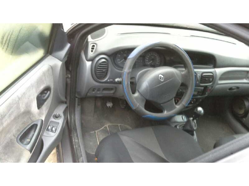 renault megane i fase 2 gandtour (ka..) del año 2000