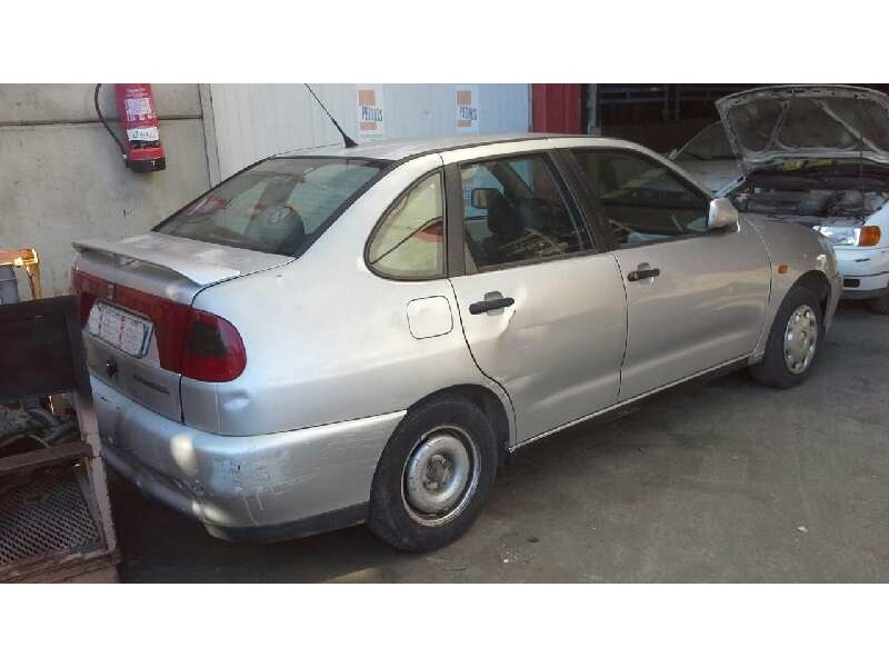 seat cordoba berlina (6k2) del año 1999