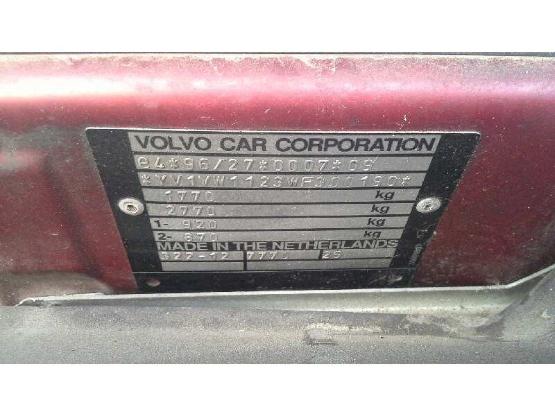 volvo v40 familiar del año 1998