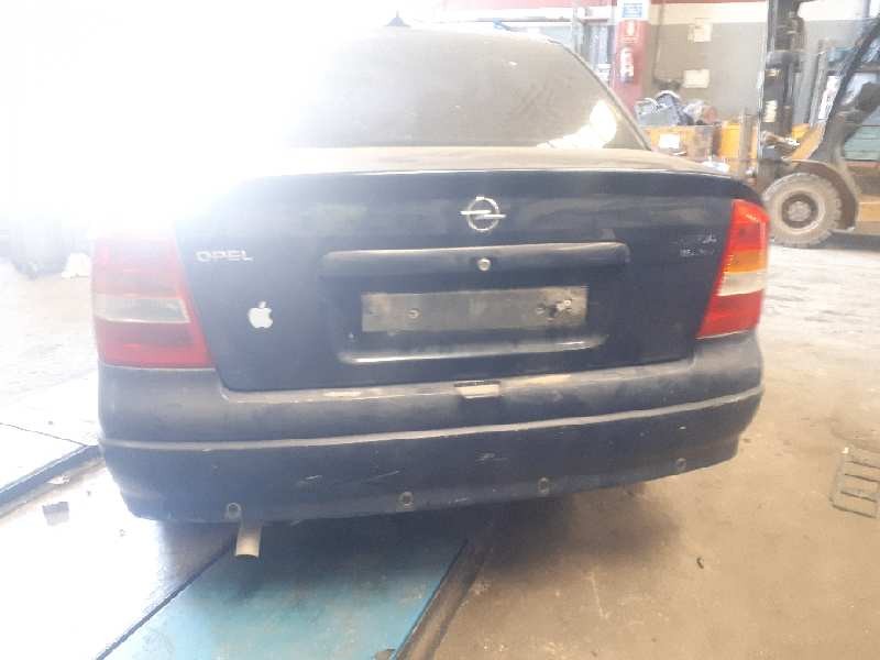 opel astra g berlina del año 1999