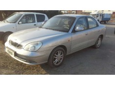 daewoo nubira berlina del año 1999