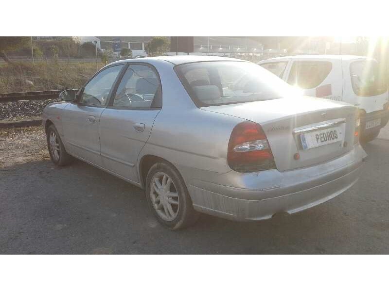 daewoo nubira berlina del año 1999