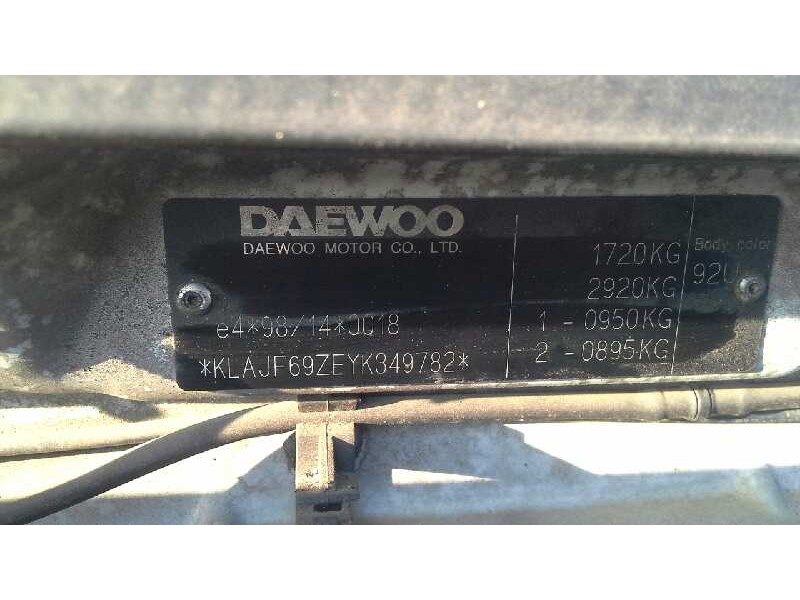 daewoo nubira berlina del año 1999