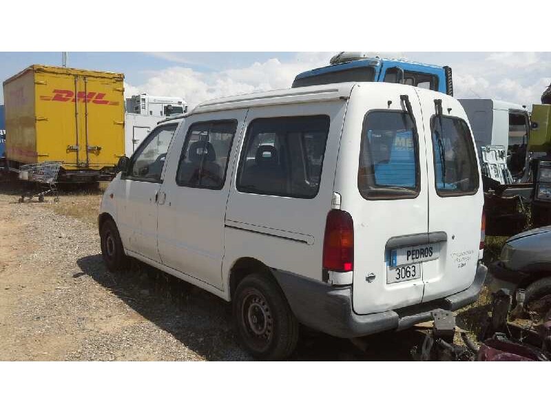 nissan vanette cargo del año 1999