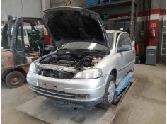 opel astra g berlina del año 1999