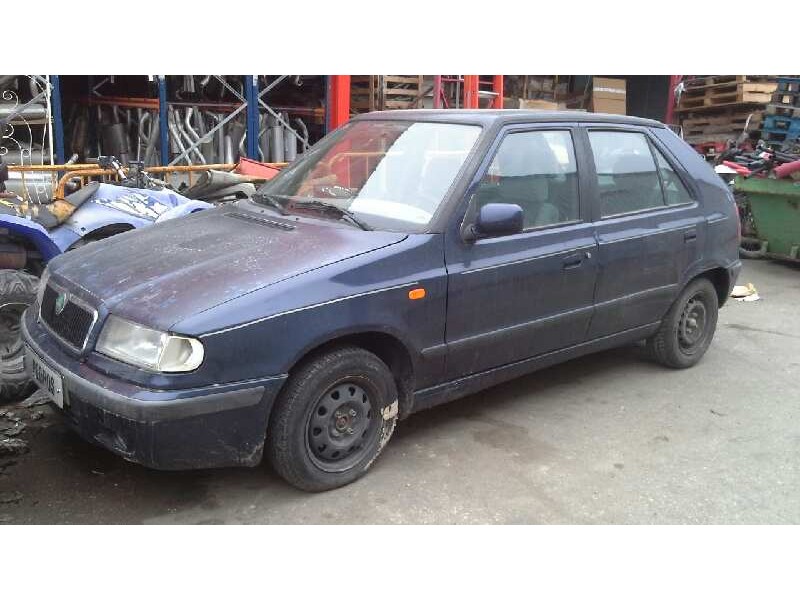 skoda felicia berlina ( 791) del año 1998