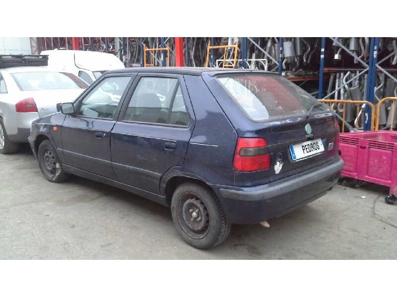 skoda felicia berlina ( 791) del año 1998