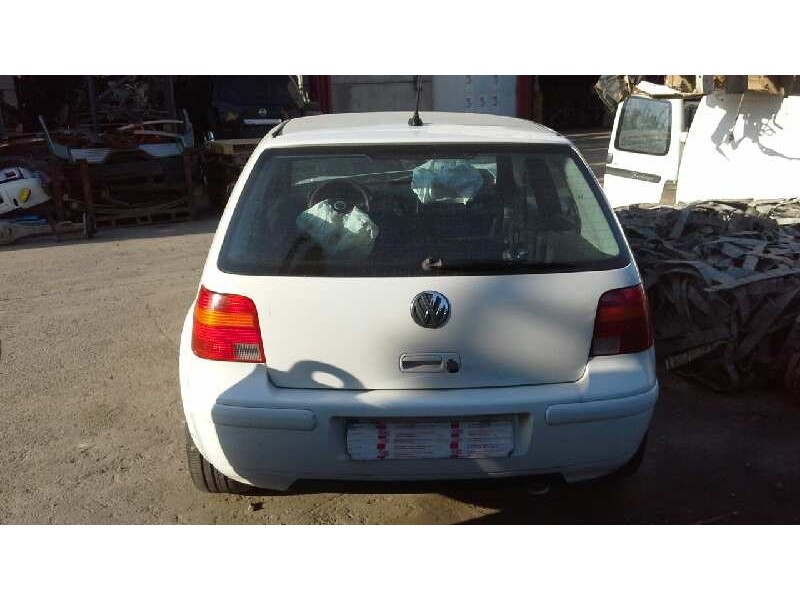 volkswagen golf iv berlina (1j1) del año 1999