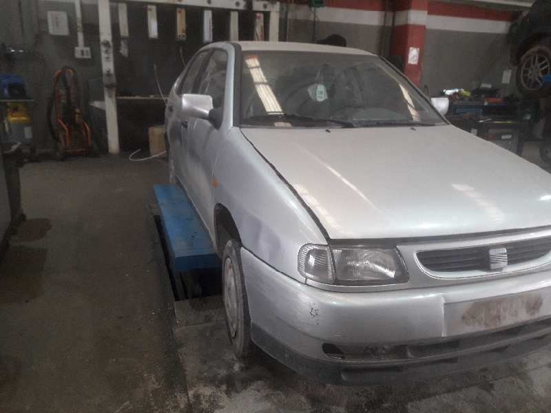 seat cordoba berlina (6k2) del año 1999