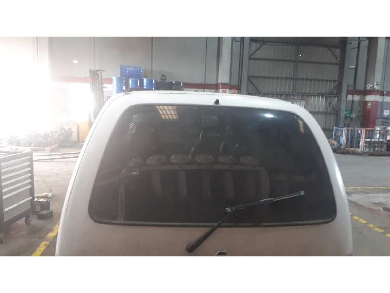 nissan serena (c23m) del año 1996