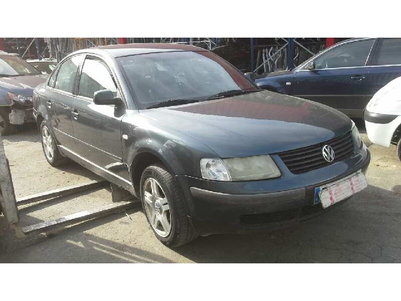 volkswagen passat berlina (3b2) del año 1999