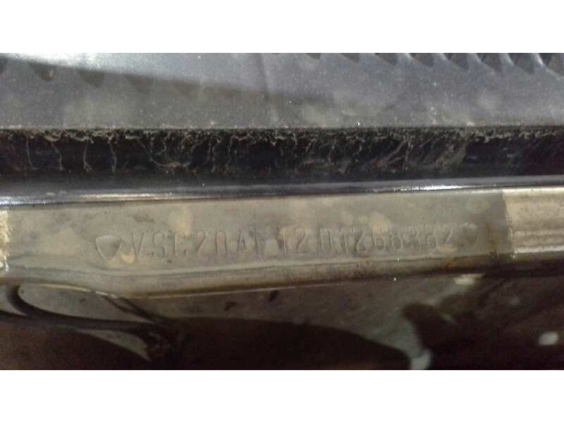 peugeot 205 berlina del año 1988