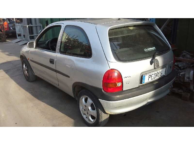 opel corsa b del año 1999