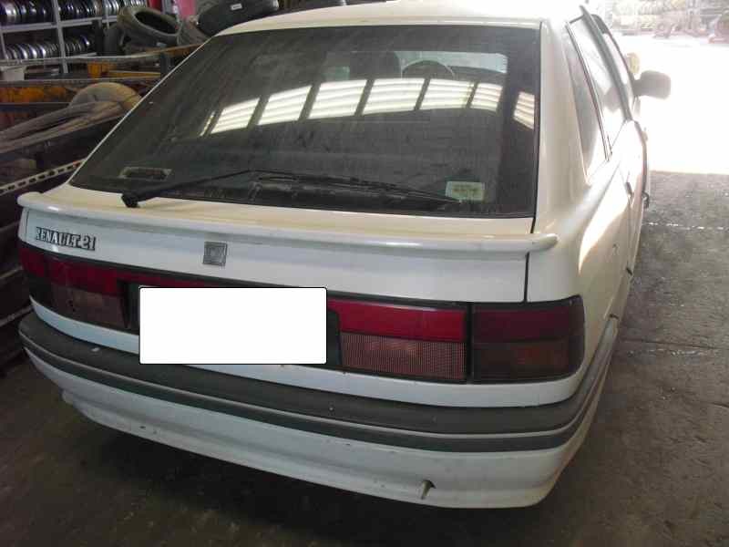 renault 21 berlina (b/l48) del año 1990
