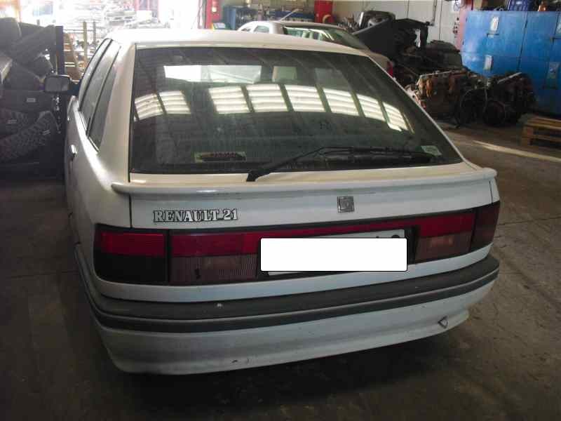 renault 21 berlina (b/l48) del año 1990