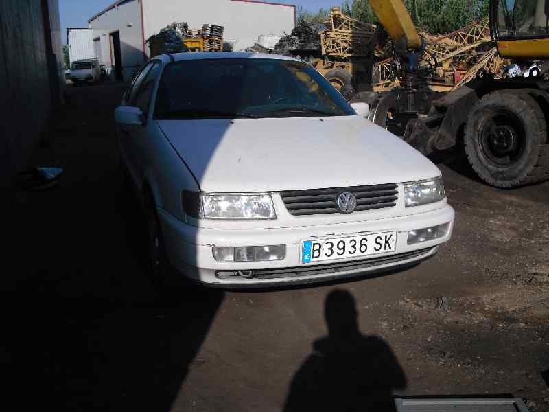 volkswagen passat berlina (312) del año 1996