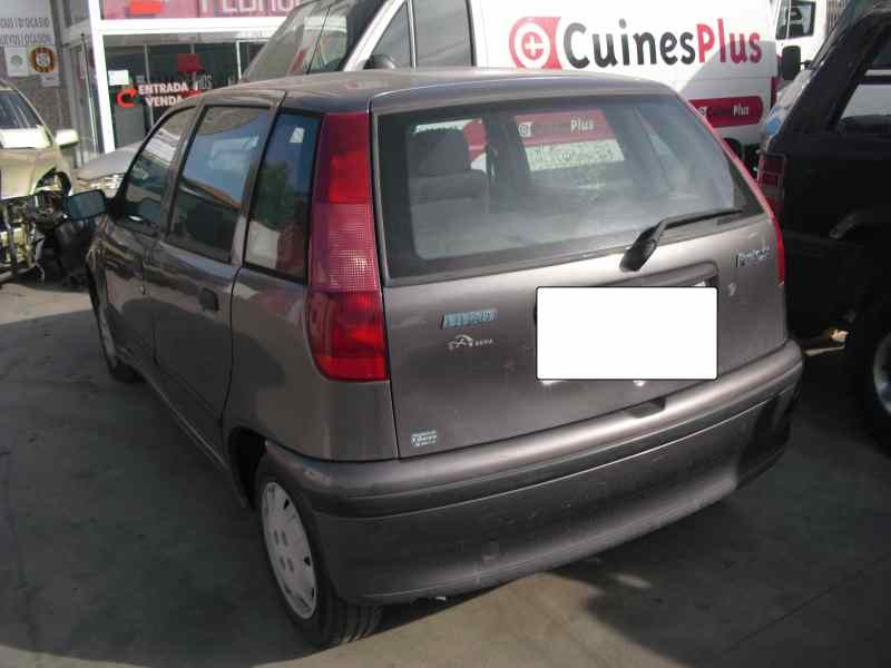 fiat punto berlina (176) del año 1997