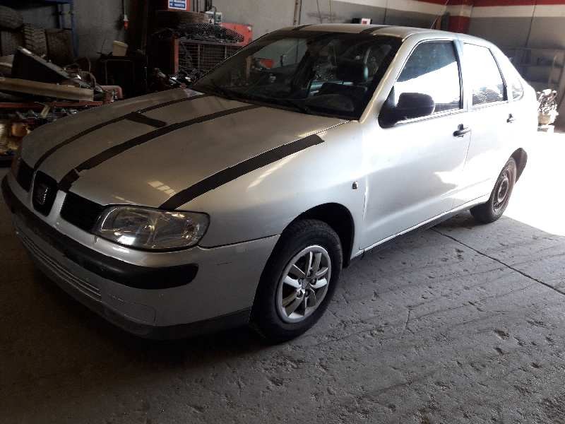 seat cordoba berlina (6k2) del año 1999