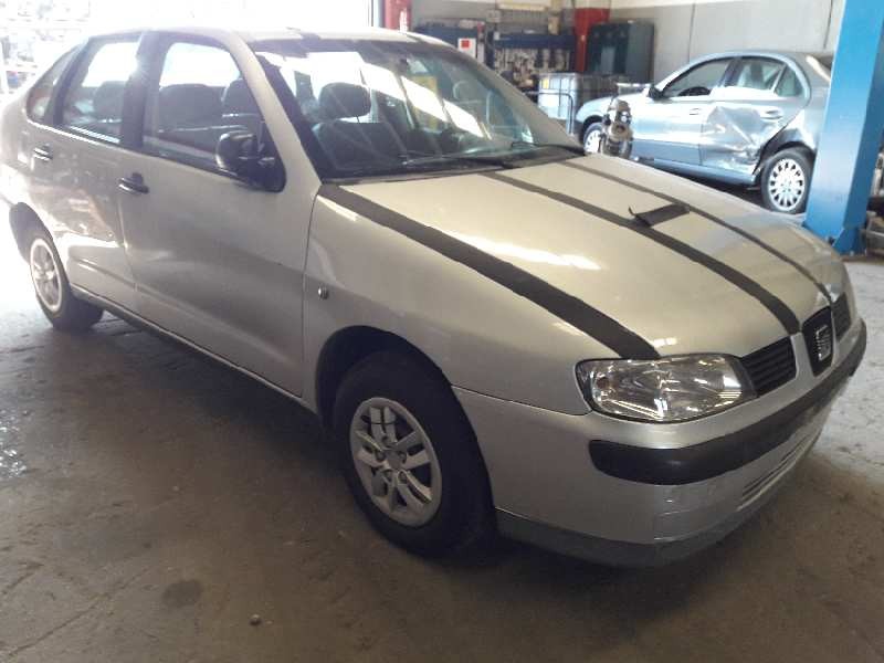 seat cordoba berlina (6k2) del año 1999