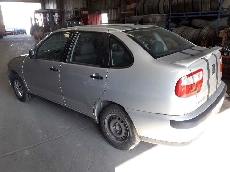 seat cordoba berlina (6k2) del año 1999