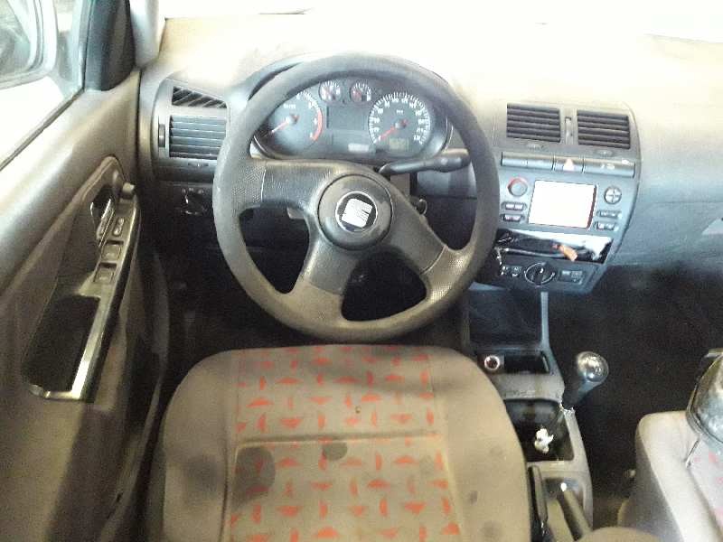 seat cordoba berlina (6k2) del año 1999