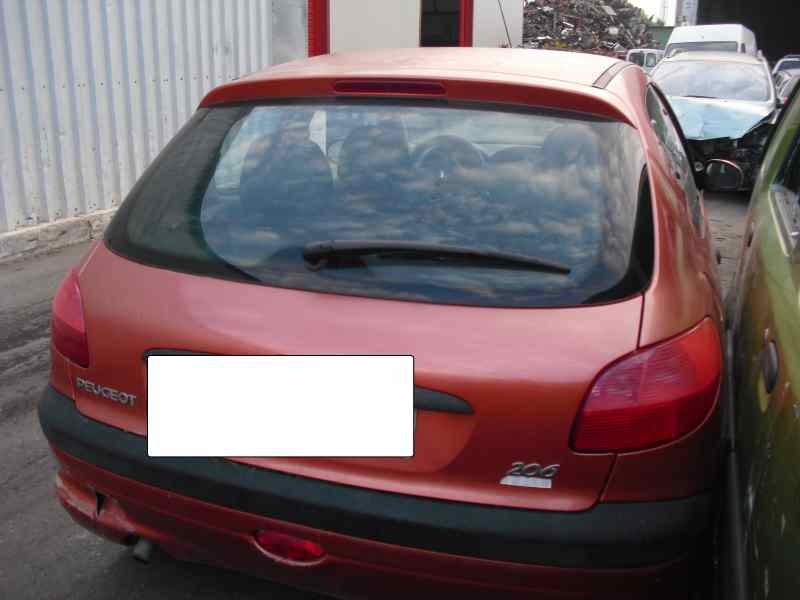 peugeot 206 berlina del año 1999