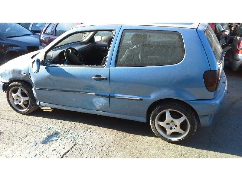 volkswagen polo berlina (6n1) del año 1995