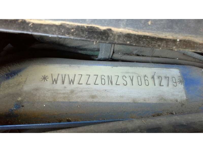 volkswagen polo berlina (6n1) del año 1995