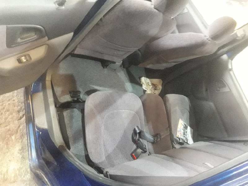 toyota yaris verso (ncp2/nlp2) del año 2000