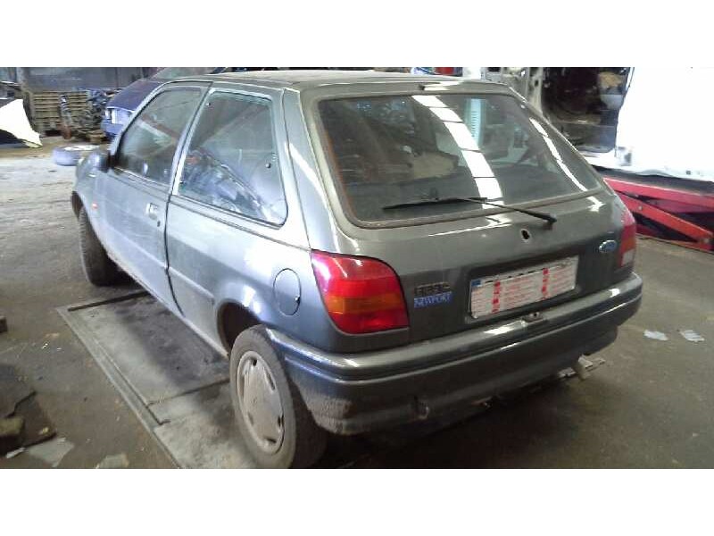 ford fiesta berl./courier del año 1994