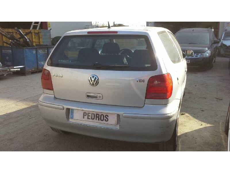 volkswagen polo berlina (6n2) del año 2000