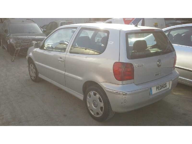volkswagen polo berlina (6n2) del año 2000