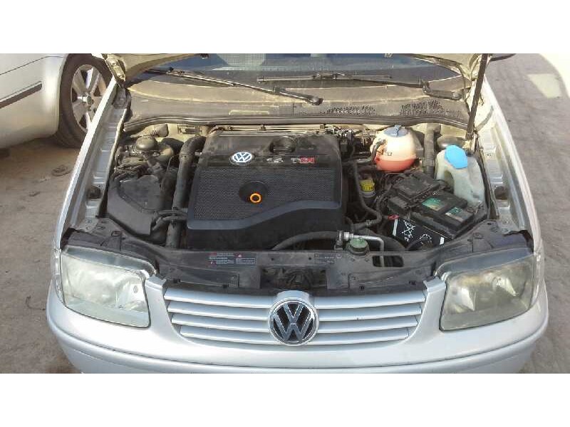 volkswagen polo berlina (6n2) del año 2000