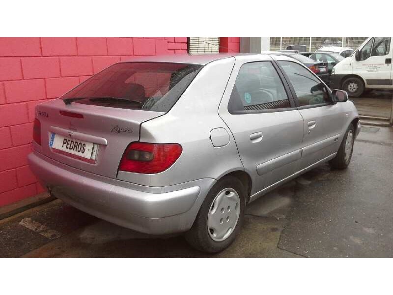 citroën xsara berlina del año 2000