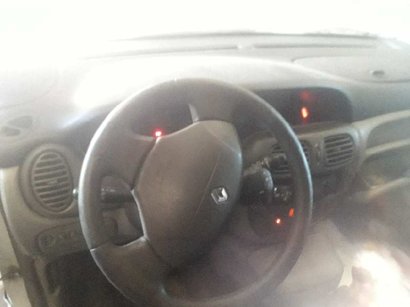 renault scenic (ja..) del año 2000