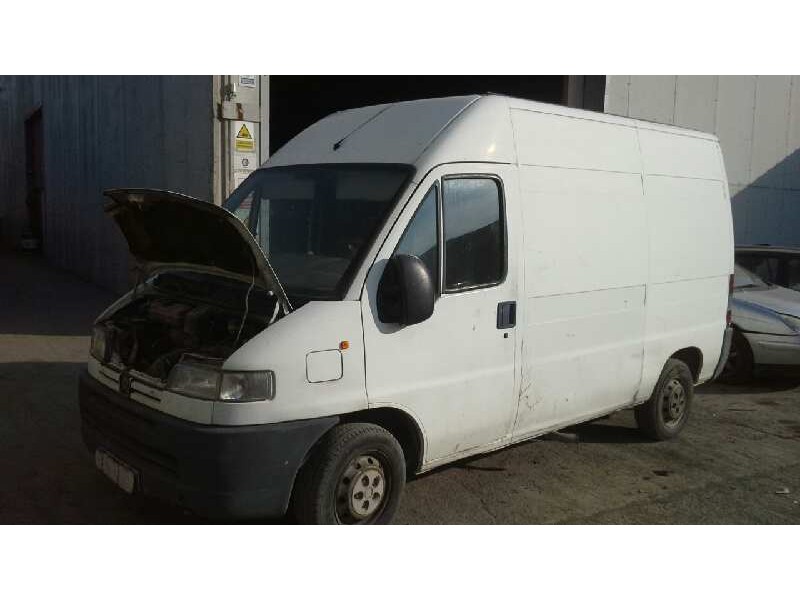 peugeot boxer caja cerr. techo elev. acristal. (rs2850)(230)(´02) del año 2000