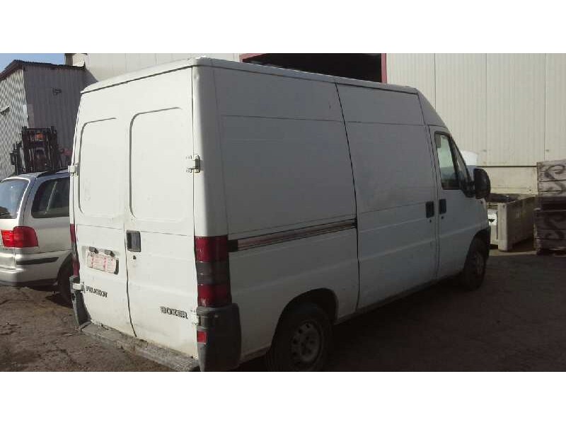 peugeot boxer caja cerr. techo elev. acristal. (rs2850)(230)(´02) del año 2000