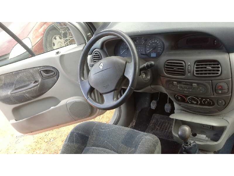 renault scenic (ja..) del año 2000