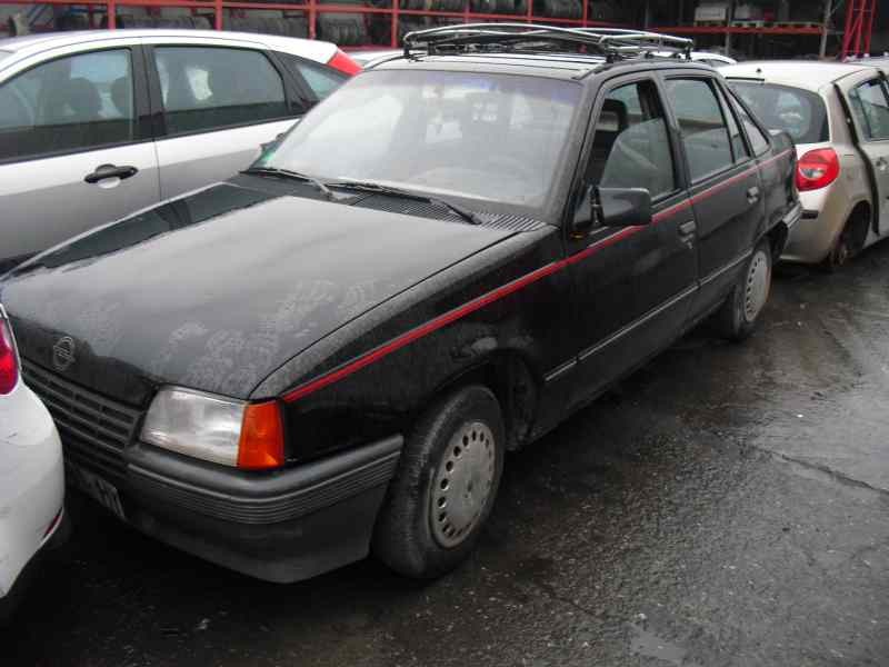 opel kadett e del año 1986