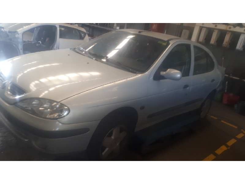 renault megane i fase 2 classic (la..) del año 2000