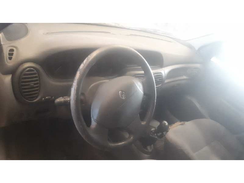 renault megane i fase 2 classic (la..) del año 2000
