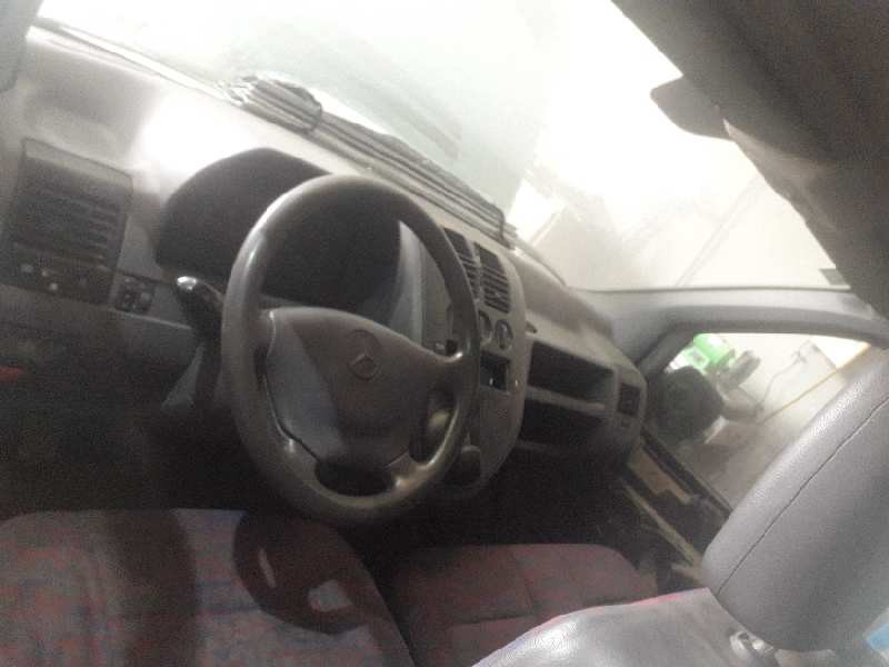 mercedes-benz vito (w638) caja cerrada del año 1999
