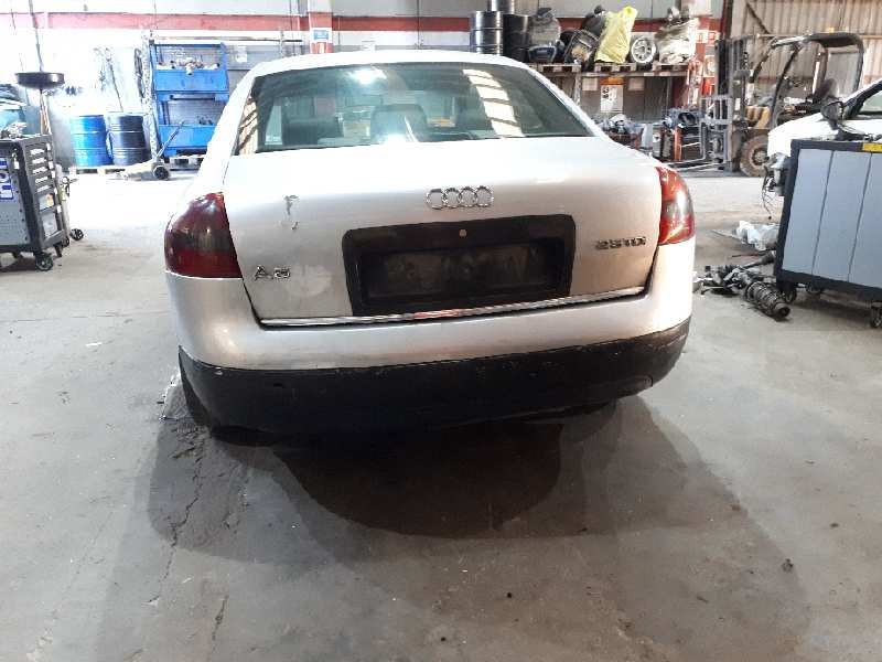 audi a6 berlina (4b2) del año 1999