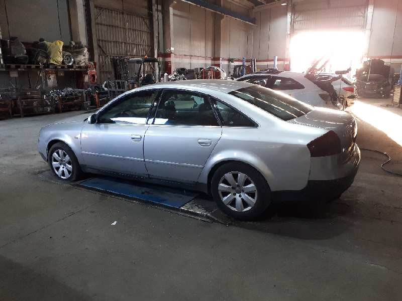 audi a6 berlina (4b2) del año 1999