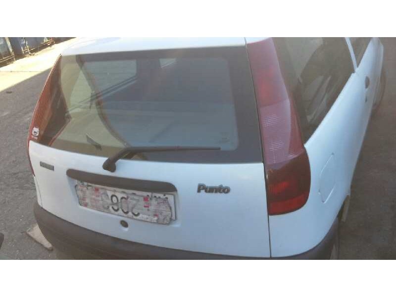 fiat punto berlina (176) del año 1999