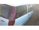 FIAT PUNTO BERLINA (176)