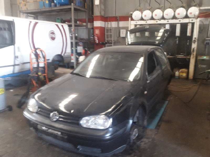 volkswagen golf iv berlina (1j1) del año 1999